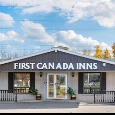 First Canada Hotel Cornwall Hwy 401 On Εξωτερικό φωτογραφία