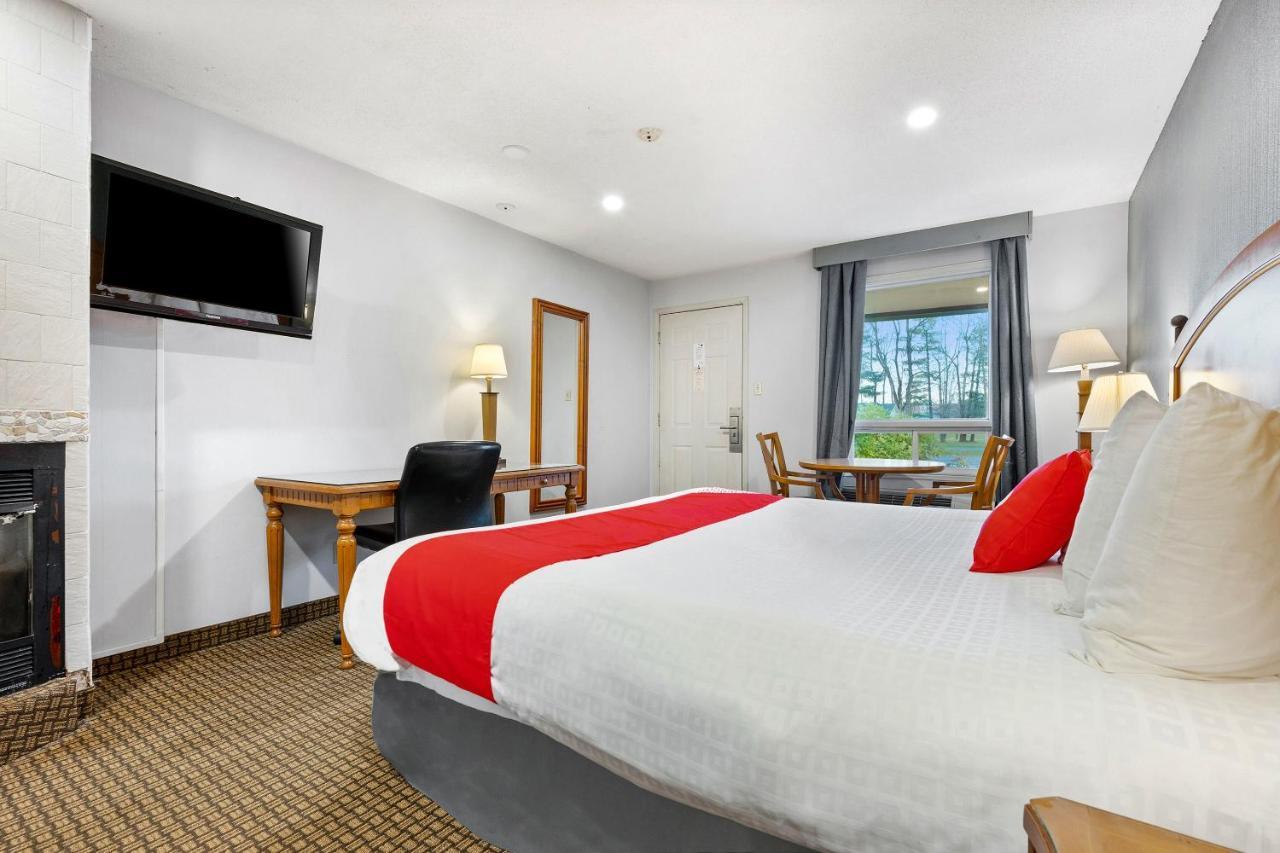 First Canada Hotel Cornwall Hwy 401 On Εξωτερικό φωτογραφία